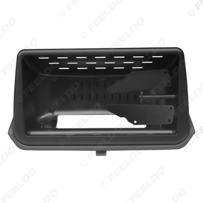 Picture of Car Audio 9" Big Screen Head Unit Dash Fascia Panel Frame Kit Adapter For Mitsubishi Pajero IO (98-02) Dash Frame